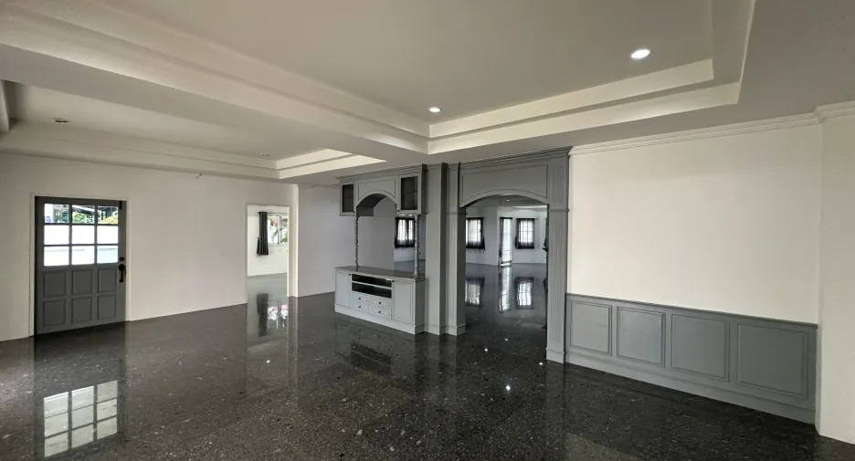 Haus zum Kauf mit 5 Zimmer in Hua Hin, Prachuap Khiri Khan