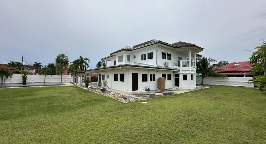 Haus zum Kauf mit 5 Zimmer in Hua Hin, Prachuap Khiri Khan