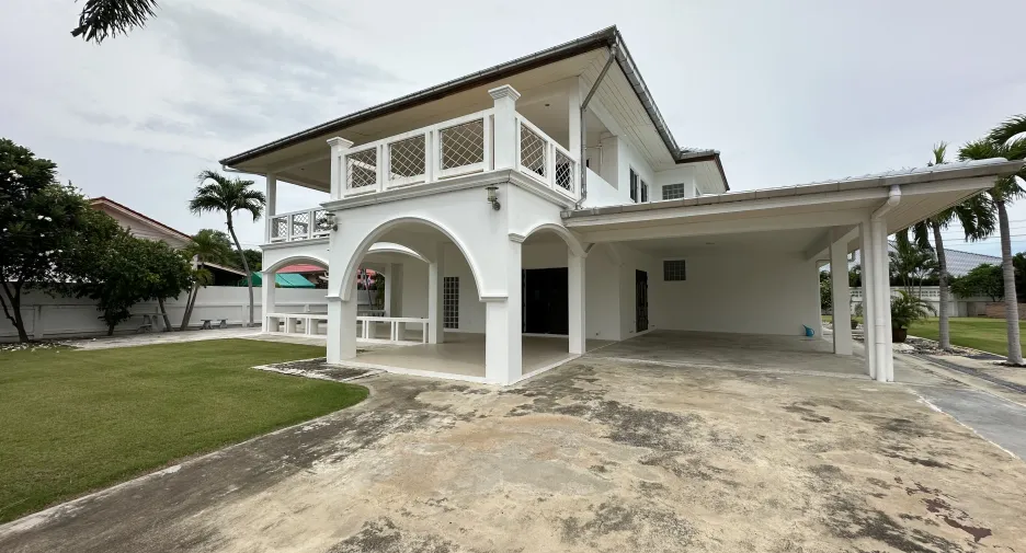 Haus zum Kauf mit 5 Zimmer in Hua Hin, Prachuap Khiri Khan