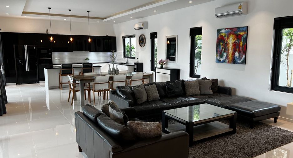 For sale 4 ベッドルーム villa in Cha Am, Phetchaburi