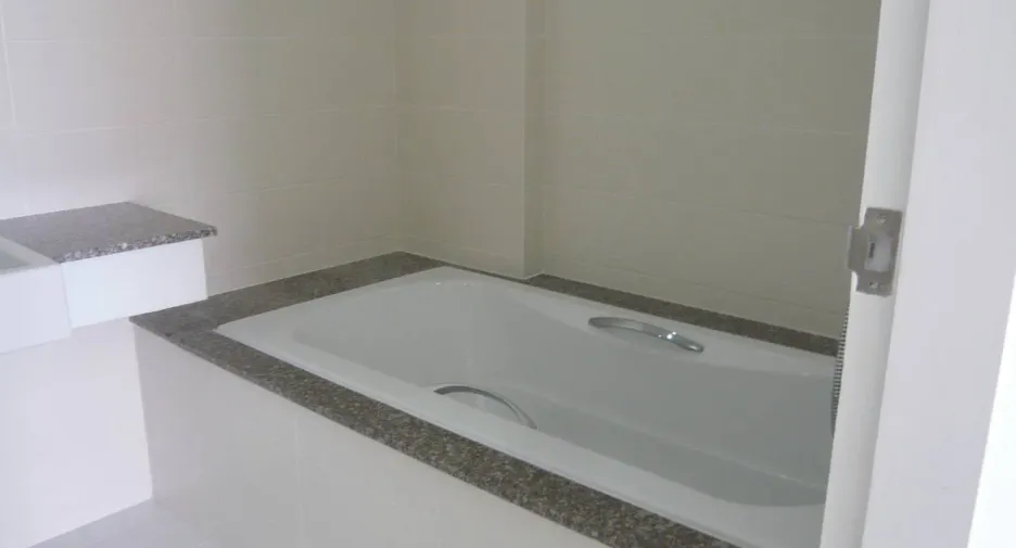 For sale 2 ベッドルーム condo in Mueang Krabi, Krabi