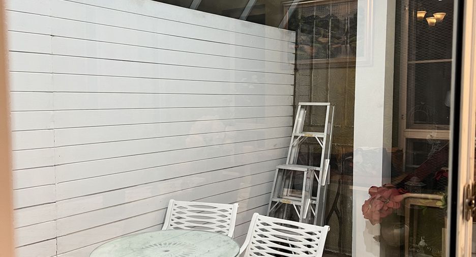 出售 3 卧室 独立屋 在 Lat Phrao, 曼谷
