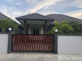 For sale 2 bedrooms townhouse in Cha Am, Phetchaburi