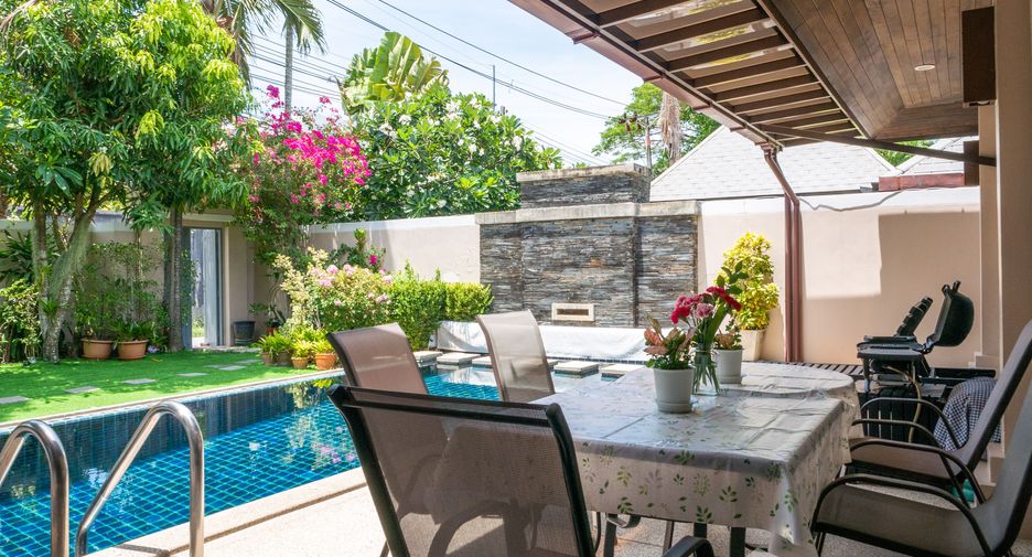 For sale 2 bedrooms villa in Mueang Phuket, Phuket
