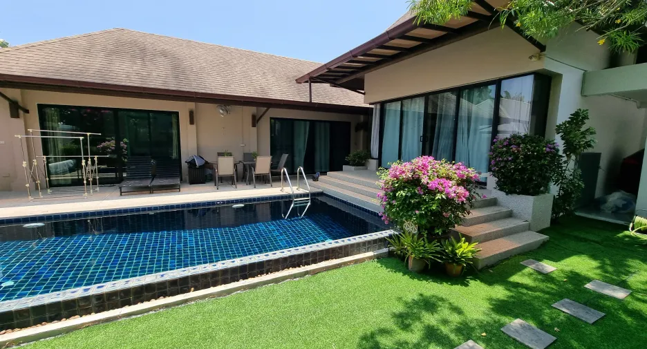 For sale 2 bedrooms villa in Mueang Phuket, Phuket