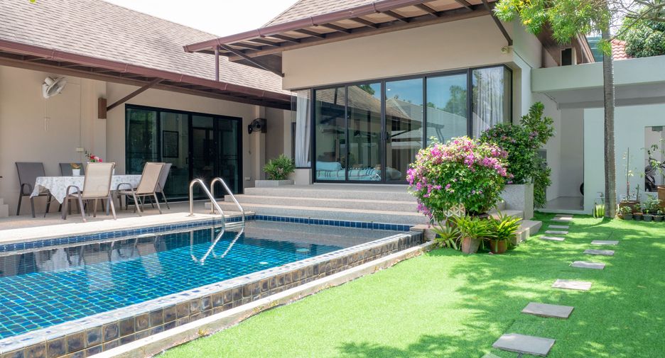 For sale 2 bedrooms villa in Mueang Phuket, Phuket