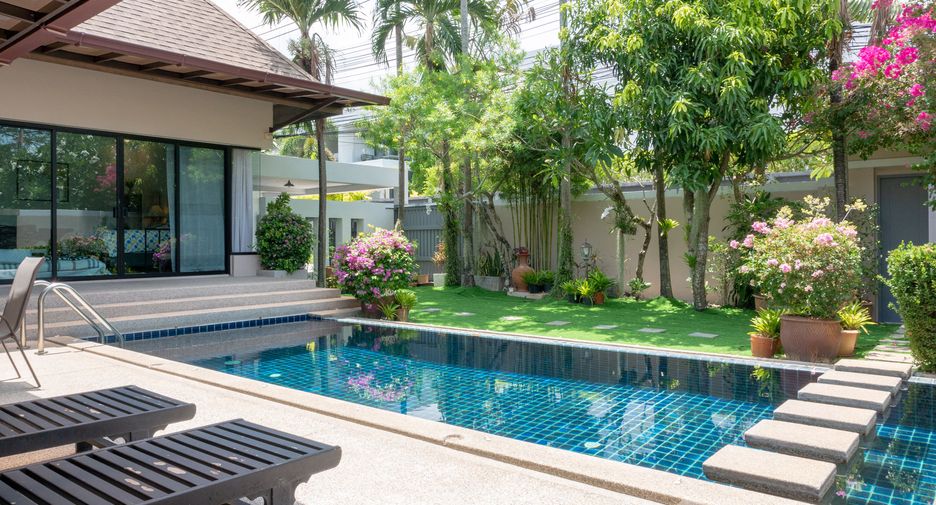 For sale 2 bedrooms villa in Mueang Phuket, Phuket
