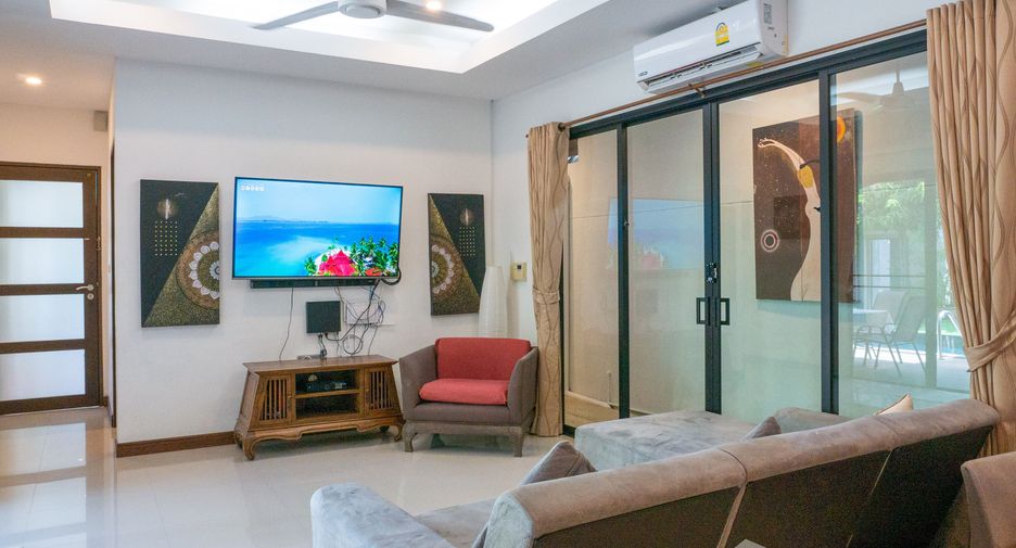 For sale 2 bedrooms villa in Mueang Phuket, Phuket