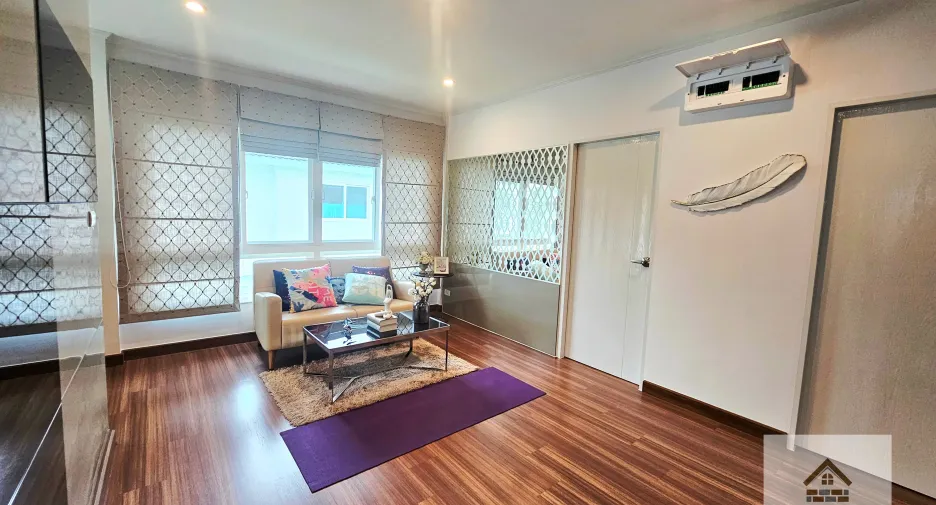 For sale and for rent 4 bedrooms house in Mueang Chiang Rai, Chiang Rai