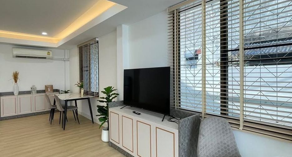 For sale 3 bedrooms house in Mueang Chiang Mai, Chiang Mai