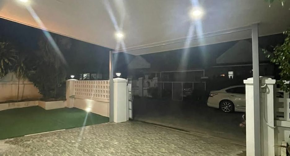 For sale 3 bedrooms house in Mueang Chiang Mai, Chiang Mai
