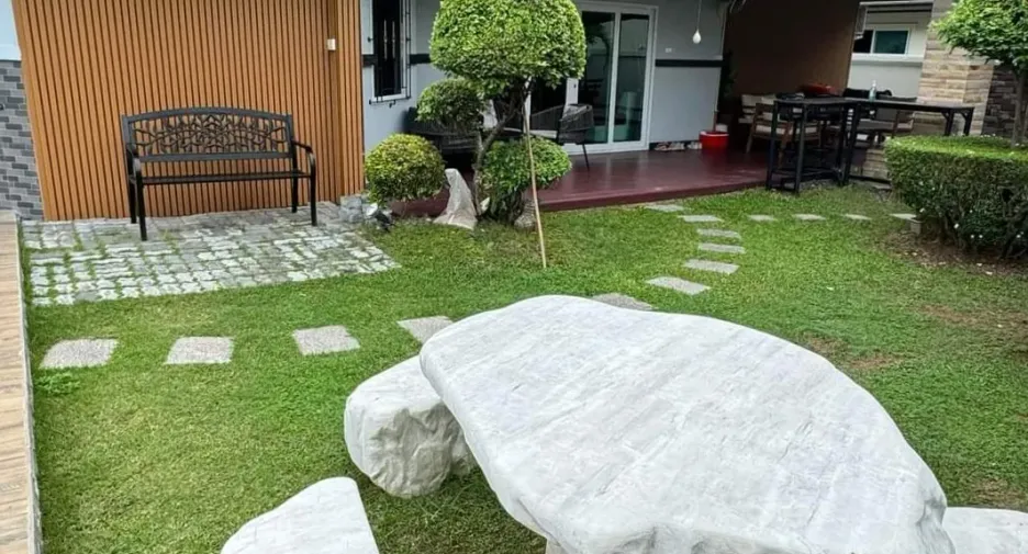 À louer 3 chambres villa à Bang Lamung, Chonburi