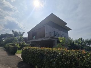 For sale 4 bedrooms house in San Kamphaeng, Chiang Mai