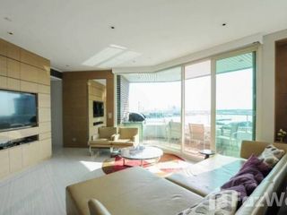 For sale 3 bedrooms condo in Bang Kho Laem, Bangkok