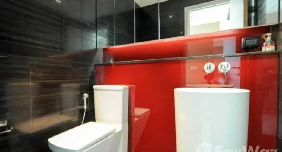 For sale 3 bedrooms condo in Bang Kho Laem, Bangkok