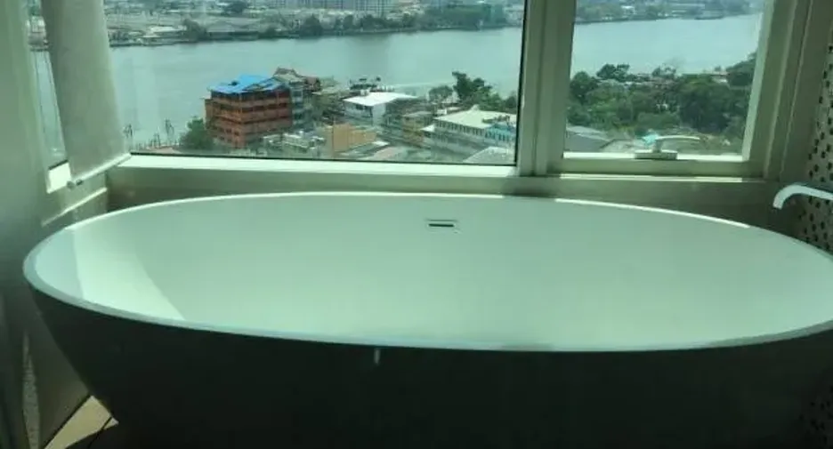For sale 3 bedrooms condo in Bang Kho Laem, Bangkok