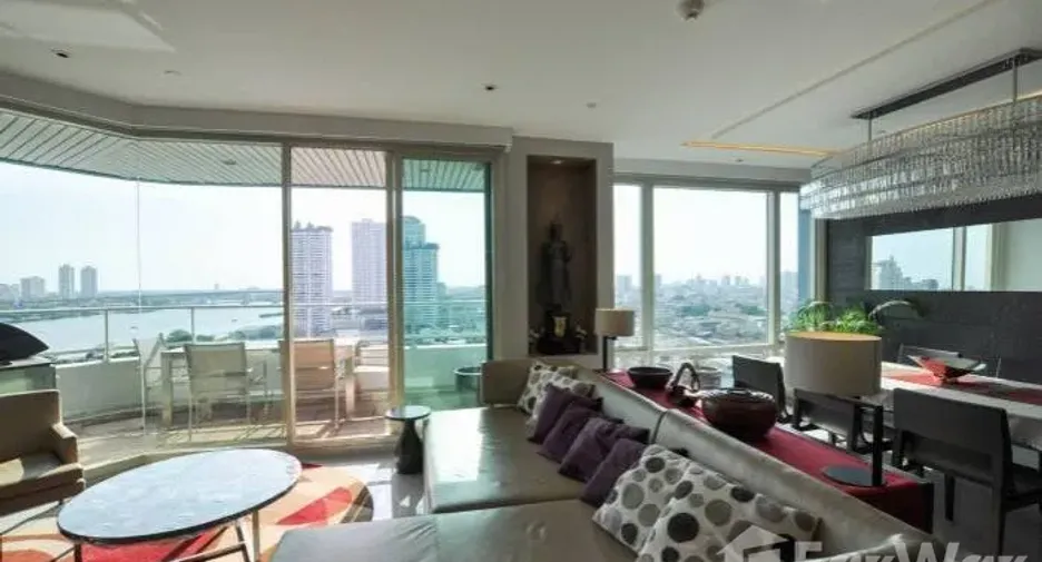 For sale 3 bedrooms condo in Bang Kho Laem, Bangkok