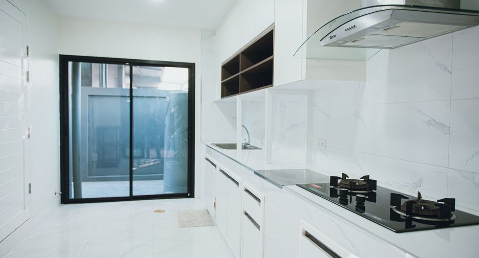 Villa en venta de 3 habitaciones en San Sai, Chiang Mai