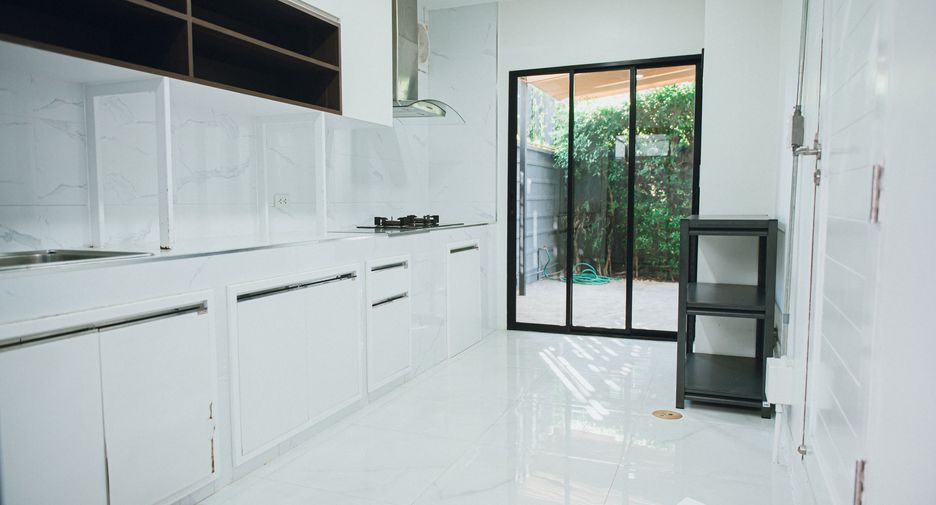 Villa en venta de 3 habitaciones en San Sai, Chiang Mai