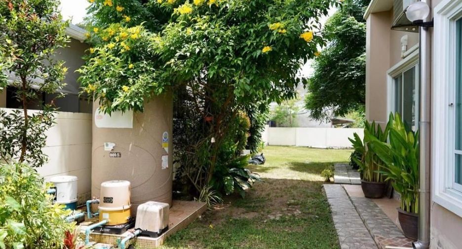 For sale 4 bedrooms house in Mueang Phuket, Phuket