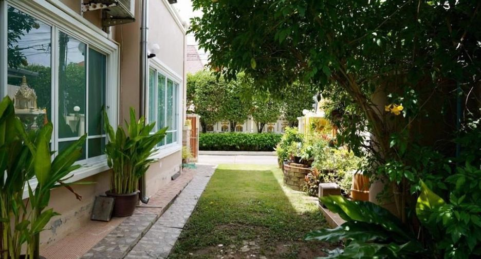 For sale 4 bedrooms house in Mueang Phuket, Phuket