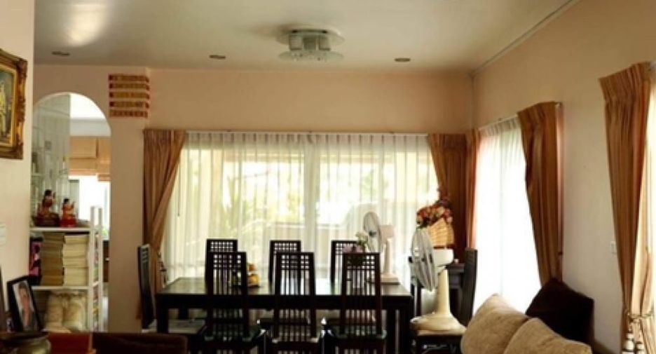 For sale 4 bedrooms house in Mueang Phuket, Phuket