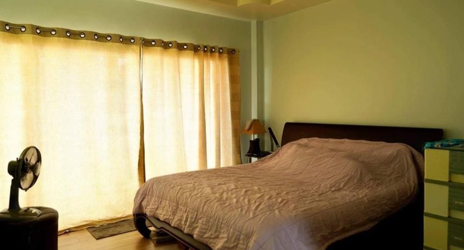 For sale 4 bedrooms house in Mueang Phuket, Phuket