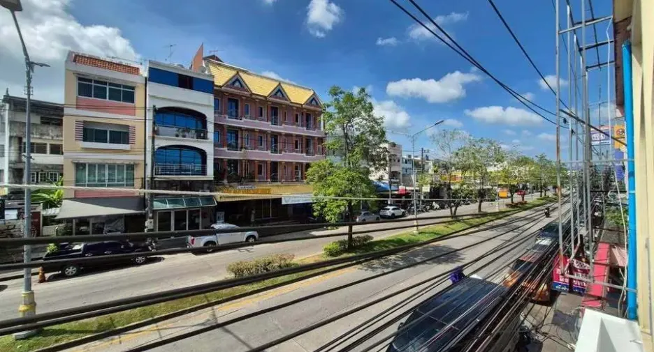 For rent 2 bedrooms retail Space in Mueang Phuket, Phuket