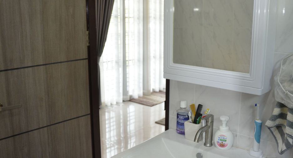 For sale 2 bedrooms villa in Mueang Surin, Surin