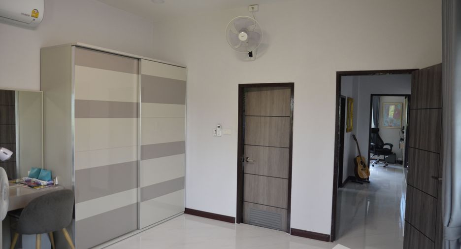 For sale 2 bedrooms villa in Mueang Surin, Surin