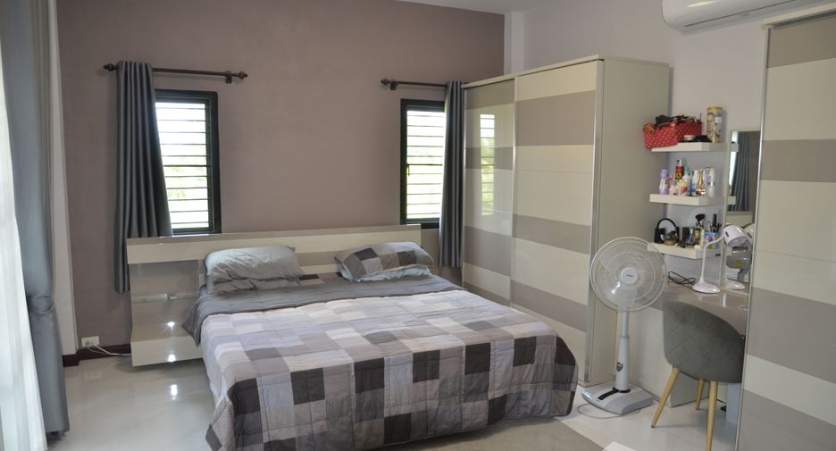 For sale 2 bedrooms villa in Mueang Surin, Surin