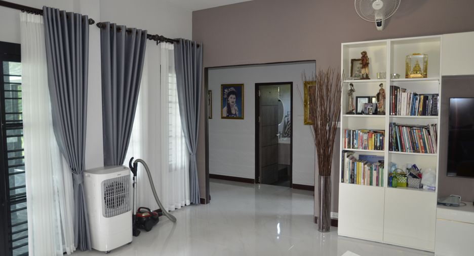 For sale 2 bedrooms villa in Mueang Surin, Surin