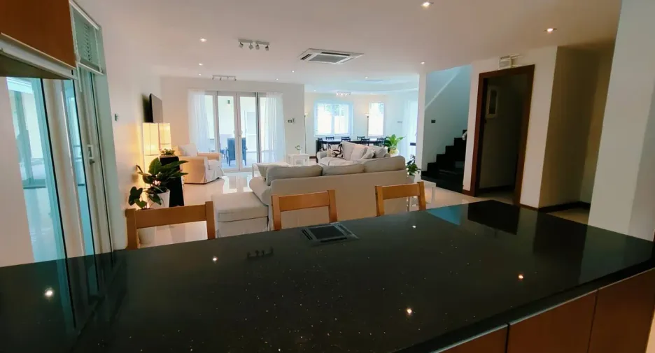 For rent 5 ベッドルーム villa in Bang Lamung, Chonburi