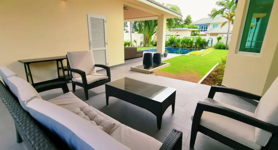 For rent 5 ベッドルーム villa in Bang Lamung, Chonburi