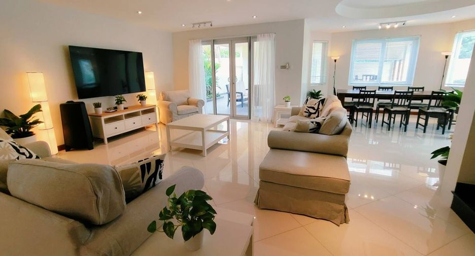 For rent 5 ベッドルーム villa in Bang Lamung, Chonburi