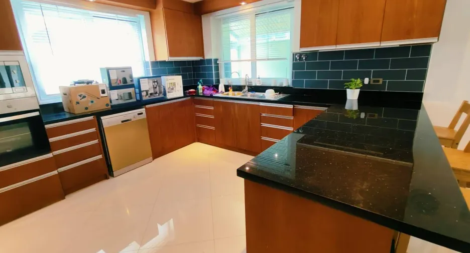 For rent 5 ベッドルーム villa in Bang Lamung, Chonburi