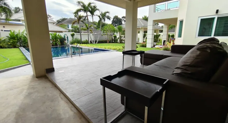 For rent 5 ベッドルーム villa in Bang Lamung, Chonburi