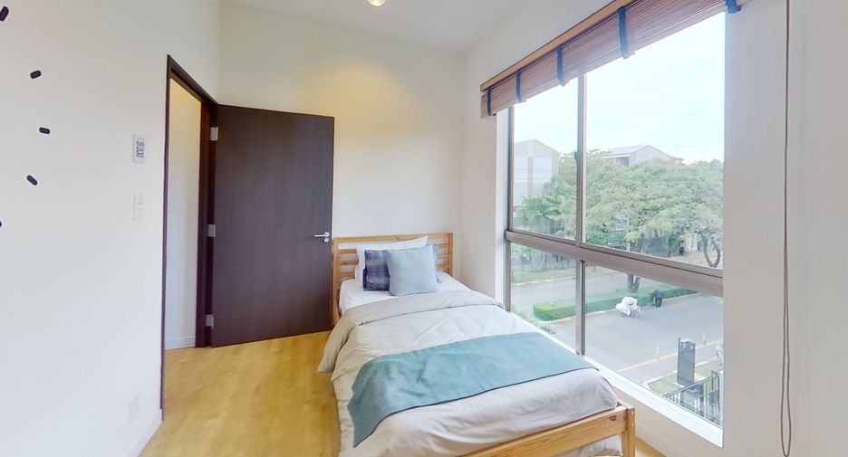 For sale 3 bedrooms townhouse in Khan Na Yao, Bangkok