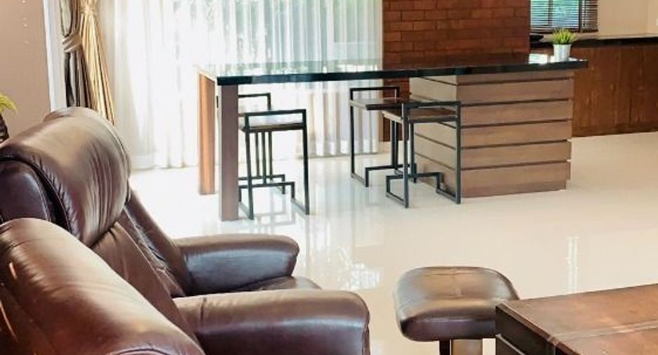 For sale 3 bedrooms house in Don Mueang, Bangkok