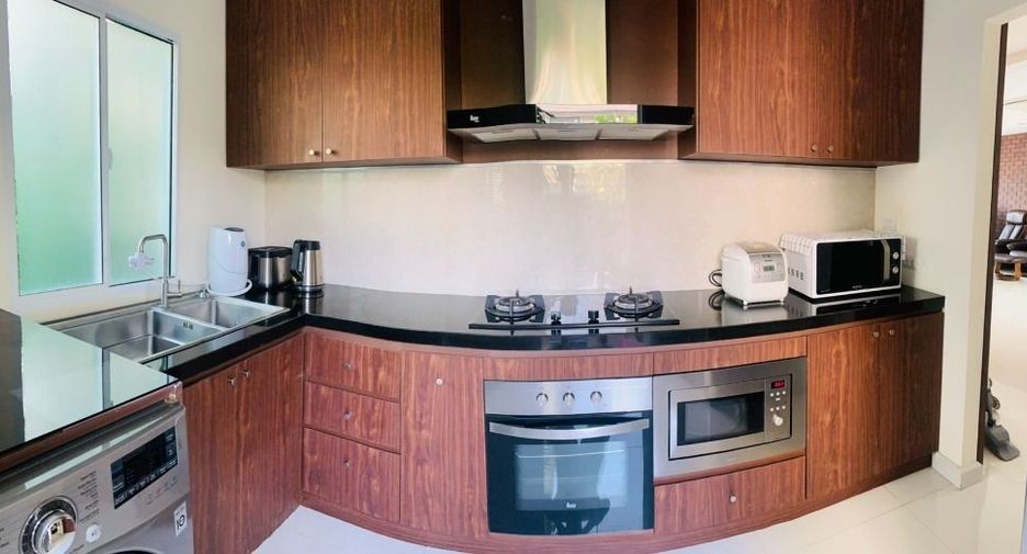 For sale 3 bedrooms house in Don Mueang, Bangkok