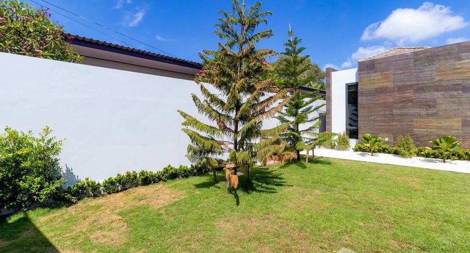 Villa en alquiler de 3 habitaciones en Mueang Phuket, Phuket