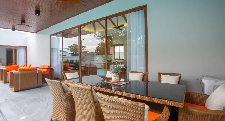 For rent 4 bedrooms villa in Hua Hin, Prachuap Khiri Khan