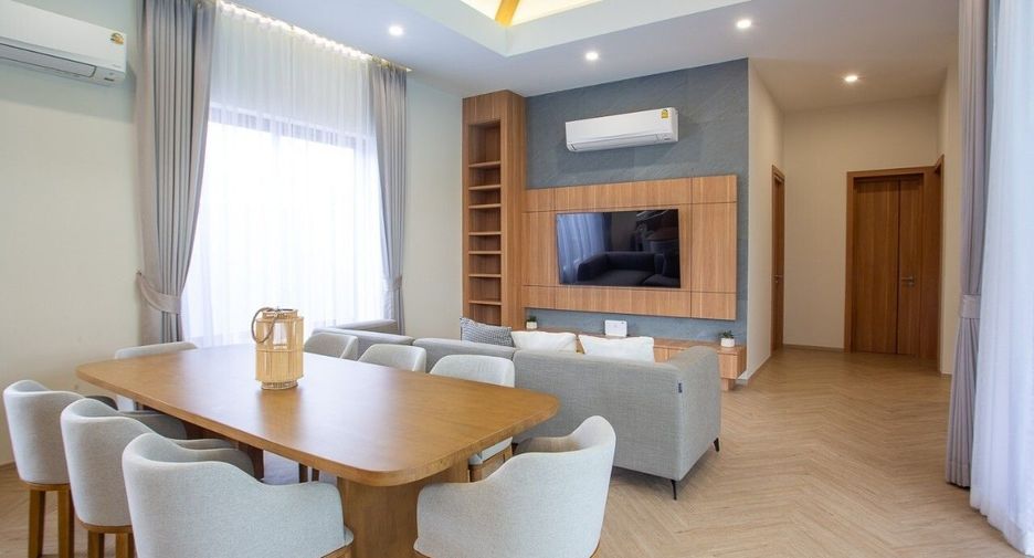 For rent 4 bedrooms villa in Hua Hin, Prachuap Khiri Khan