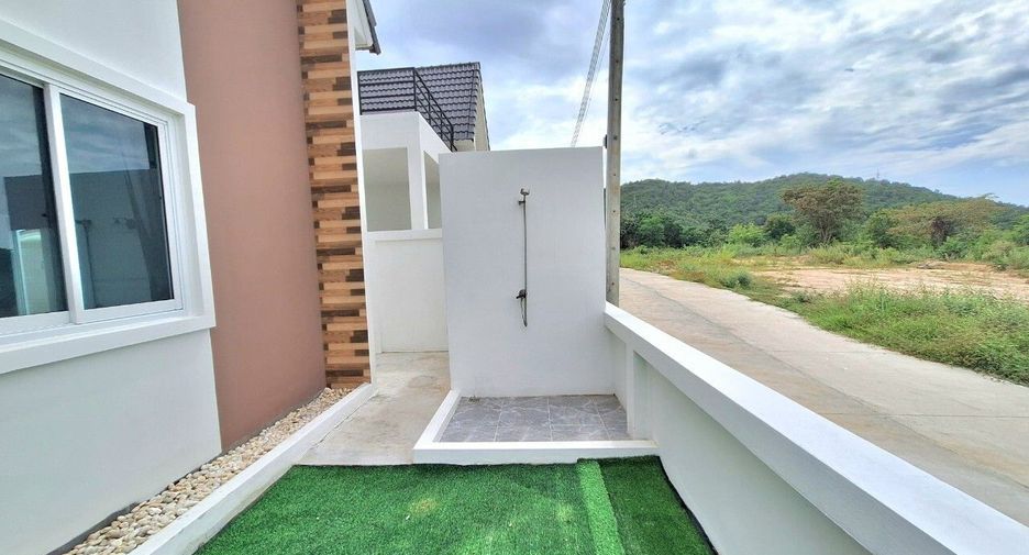 For sale 2 bedrooms villa in Hua Hin, Prachuap Khiri Khan