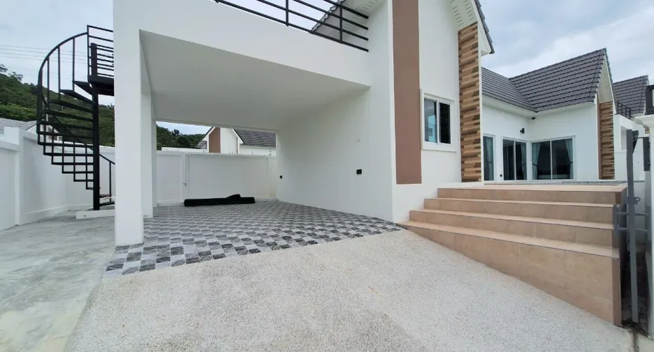 For sale 2 bedrooms villa in Hua Hin, Prachuap Khiri Khan