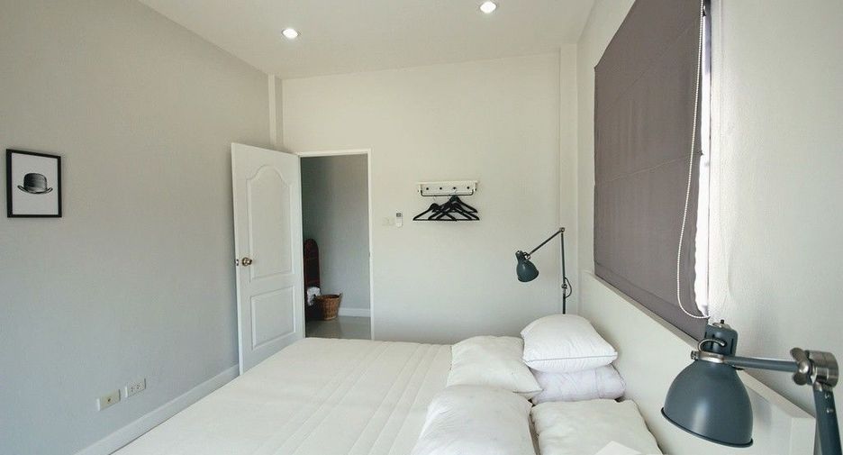 For sale 3 bedrooms townhouse in Pran Buri, Prachuap Khiri Khan