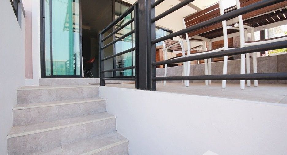 For sale 3 bedrooms townhouse in Pran Buri, Prachuap Khiri Khan