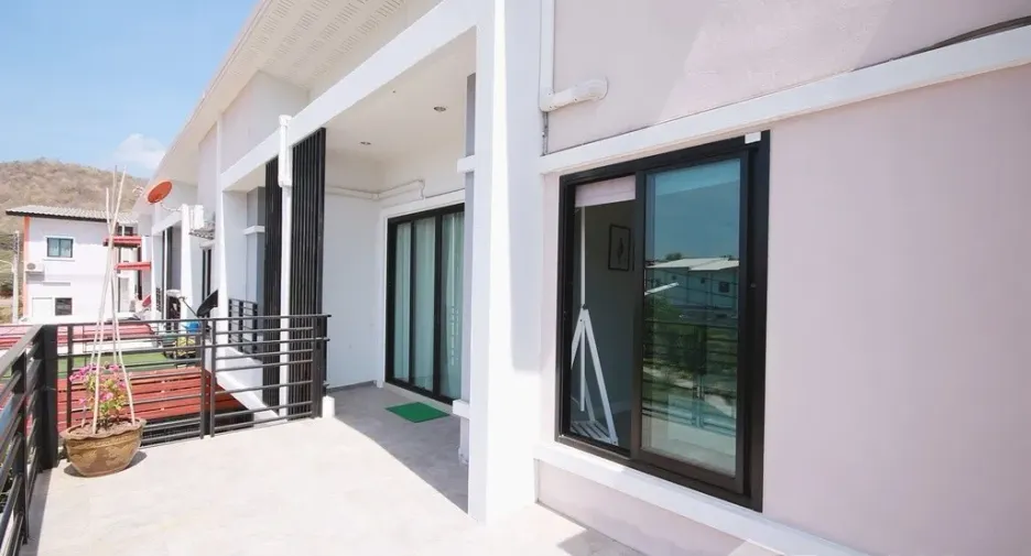 For sale 3 bedrooms townhouse in Pran Buri, Prachuap Khiri Khan