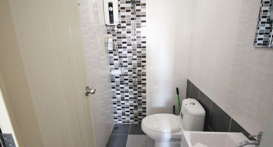 For sale 3 bedrooms townhouse in Pran Buri, Prachuap Khiri Khan