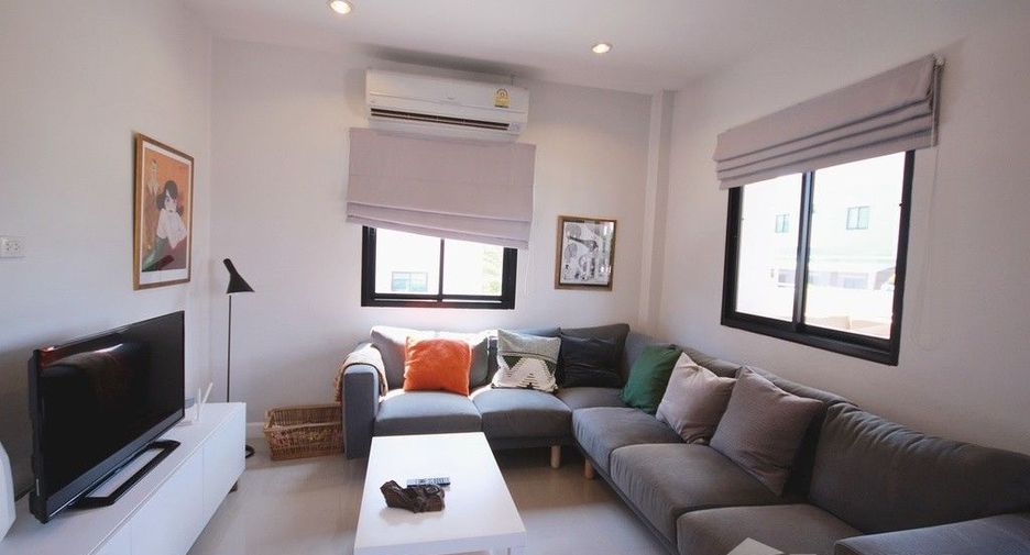 For sale 3 bedrooms townhouse in Pran Buri, Prachuap Khiri Khan